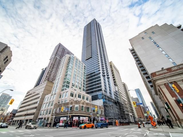 2804 - 395 Bloor Street E