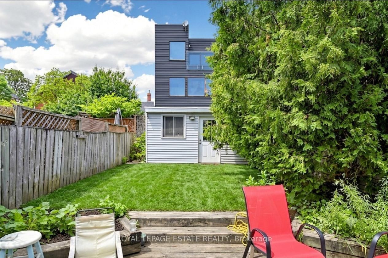 44 Mitchell Avenue • Toronto, ON photo 13