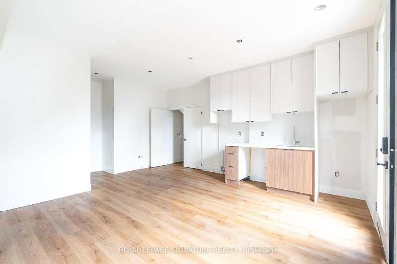 #4 - 7 Earnscliffe Road