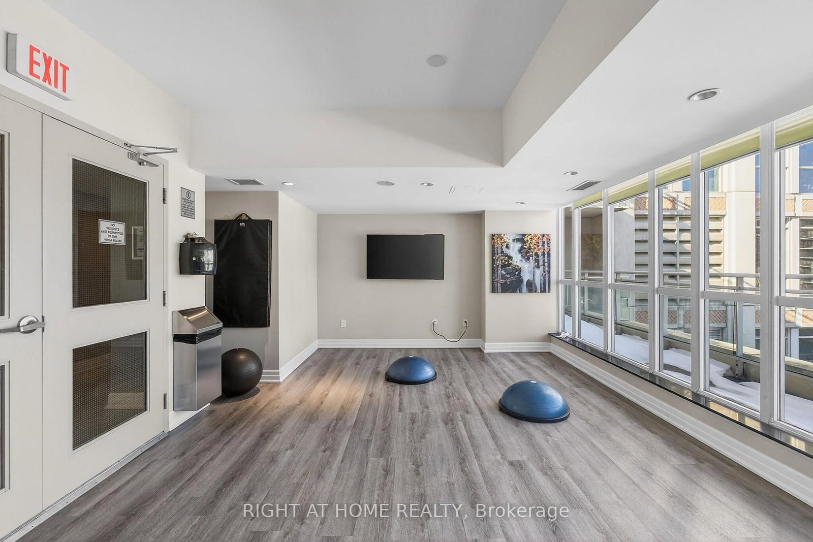 9 Bastion Street • Toronto, ON photo 20