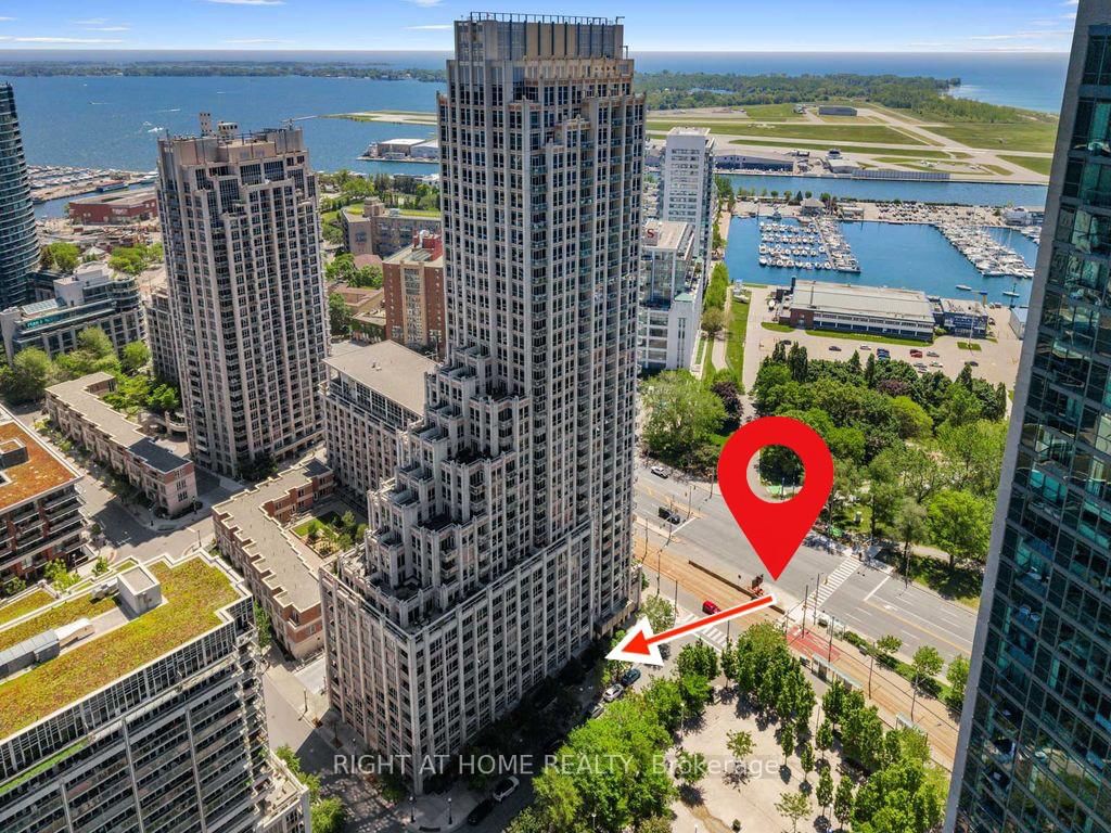 9 Bastion Street • Toronto, ON photo 26