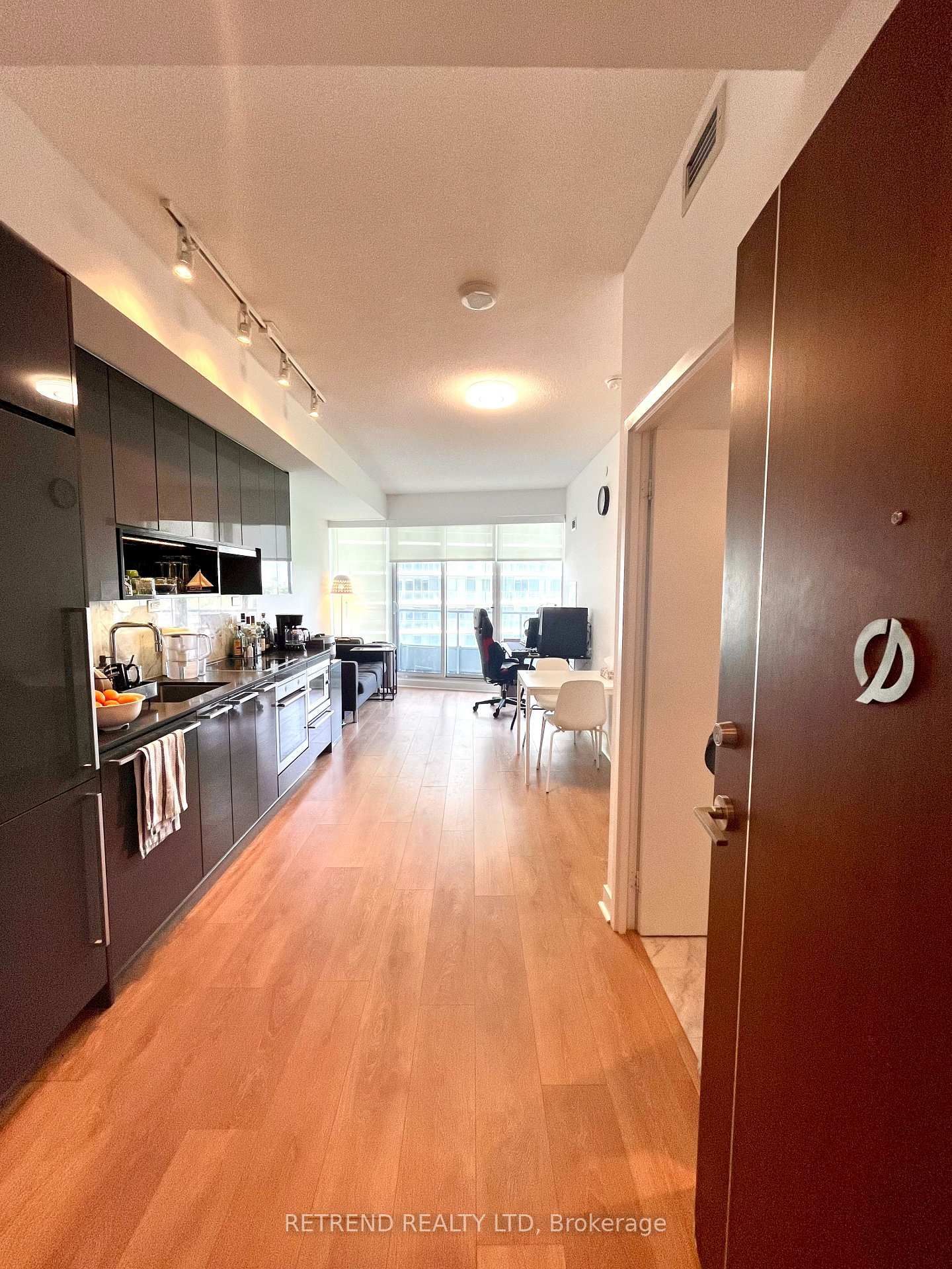 706-115 Mcmahon Drive, Toronto, ON, photo 2