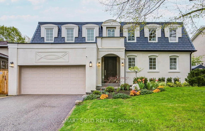4 Knollview Crescent
