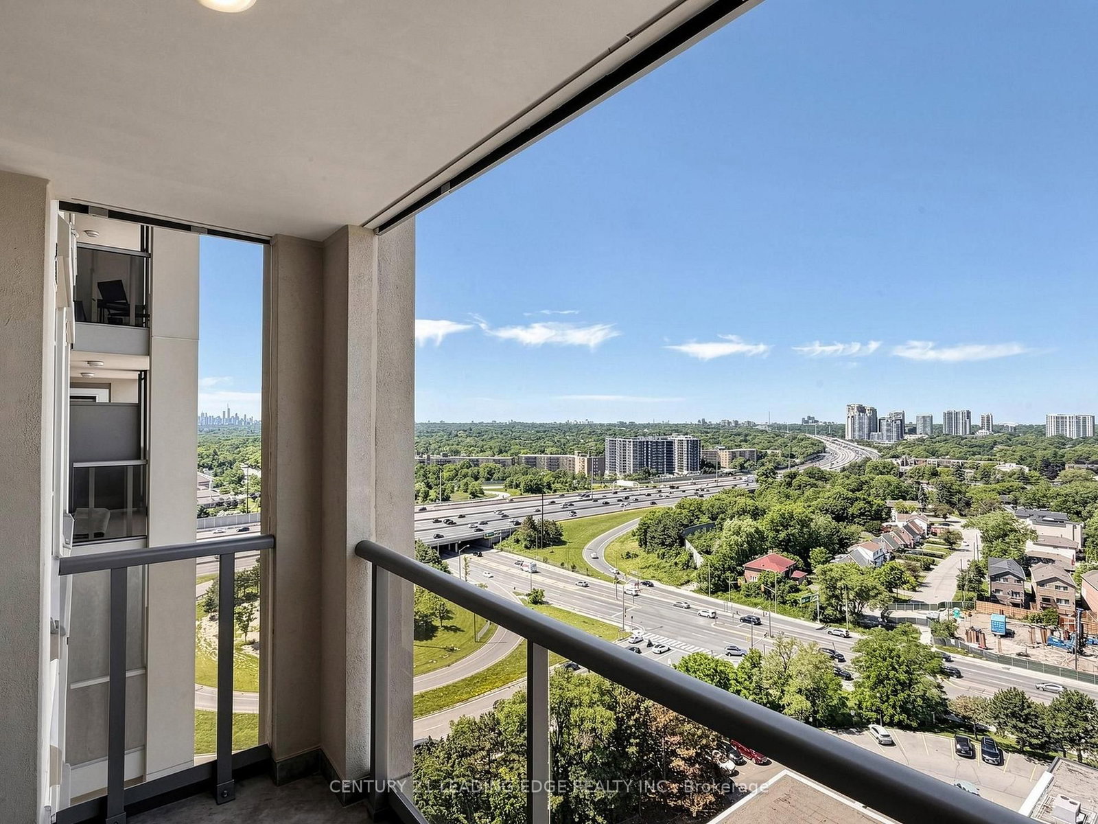 18 Kenaston Garden • #1601 • Toronto, ON photo 26