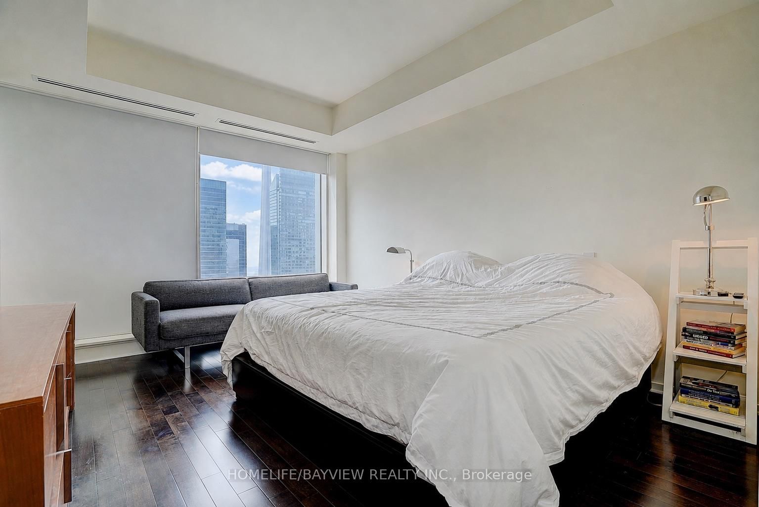 180 University Avenue • #3509 • Toronto, ON photo 9