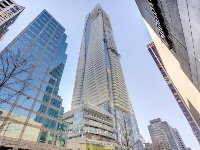4008 - 1 Bloor Street E