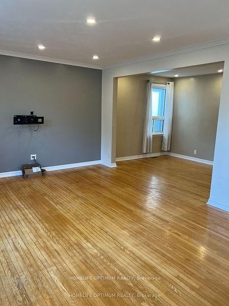 51 Northwood Drive, Toronto, ON, photo 4