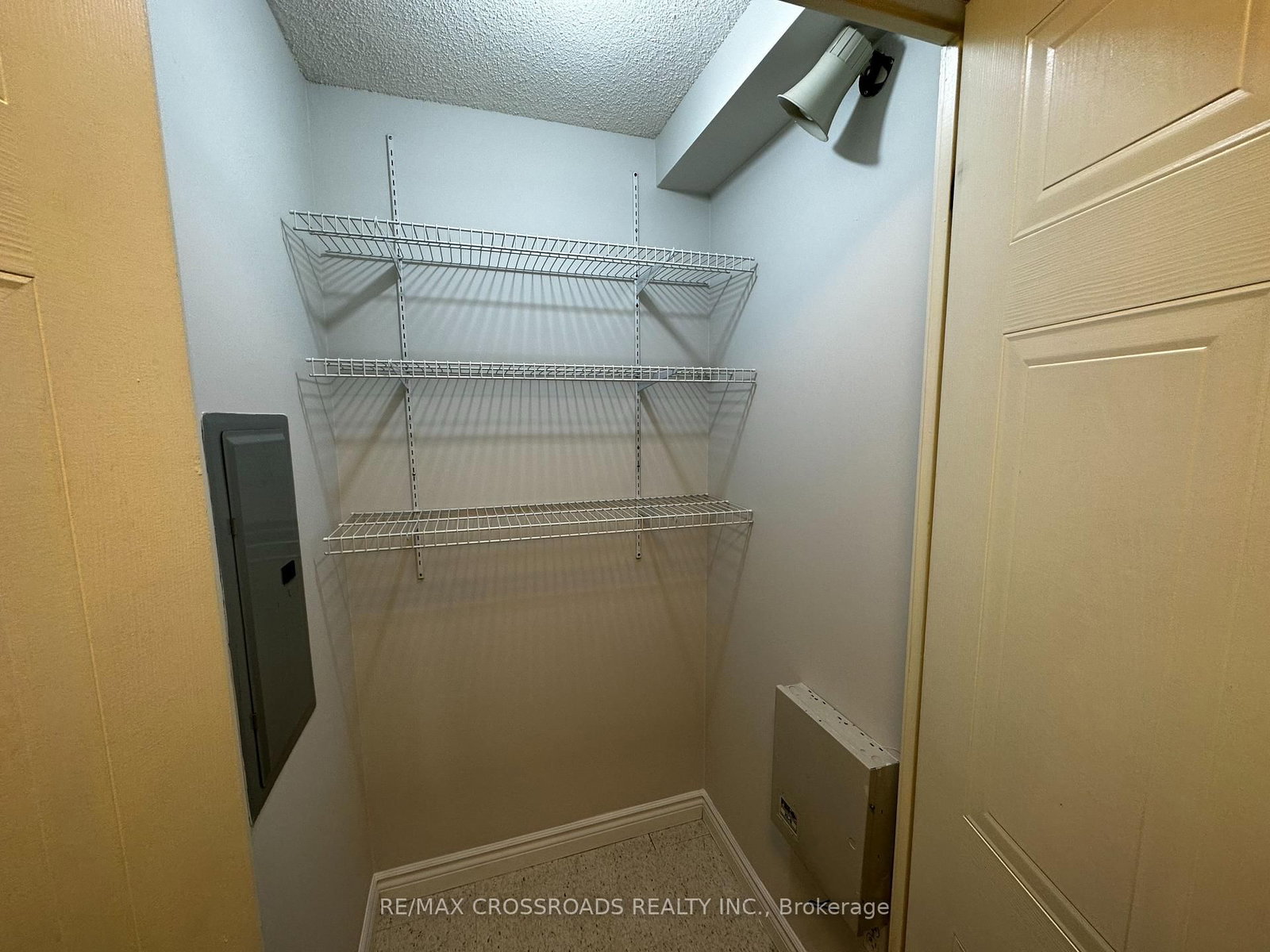 1003-105 Victoria Street, Toronto, ON, photo 3