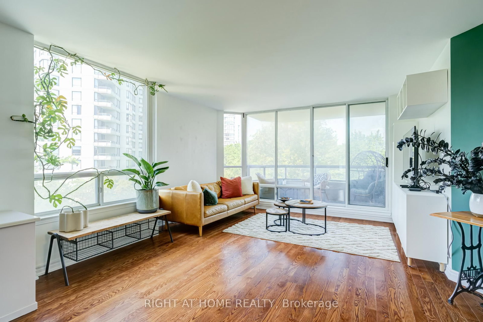 1101 Steeles Avenue W • #411 • Toronto, ON photo 10