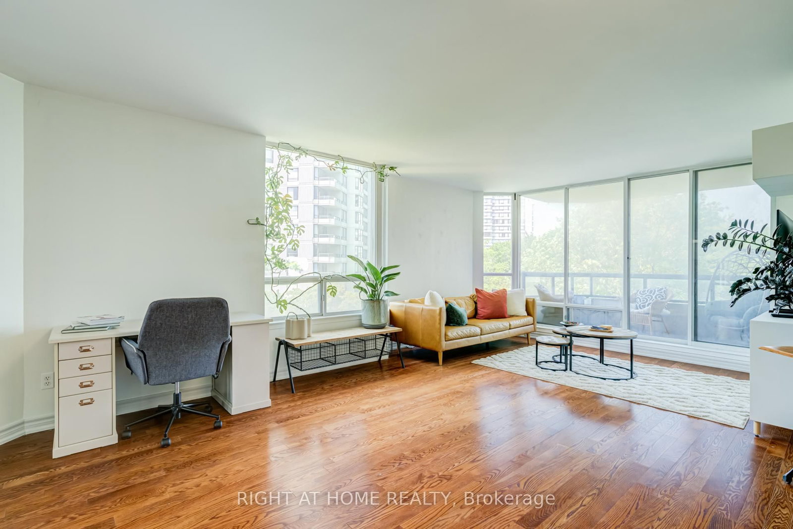 1101 Steeles Avenue W • #411 • Toronto, ON photo 16