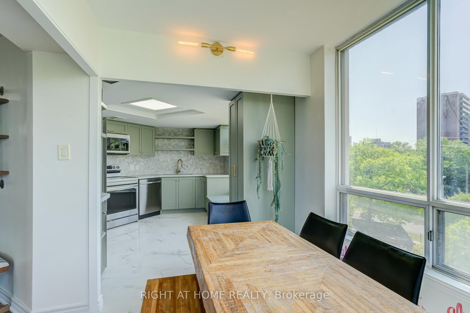 1101 Steeles Avenue W • #411 • Toronto, ON photo 26