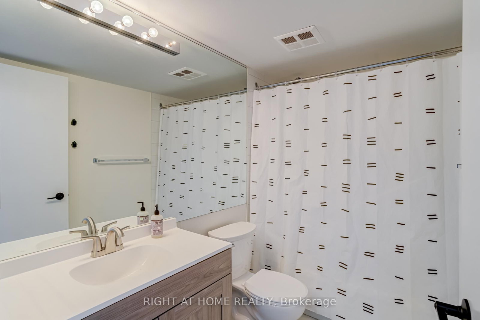 1101 Steeles Avenue W • #411 • Toronto, ON photo 38
