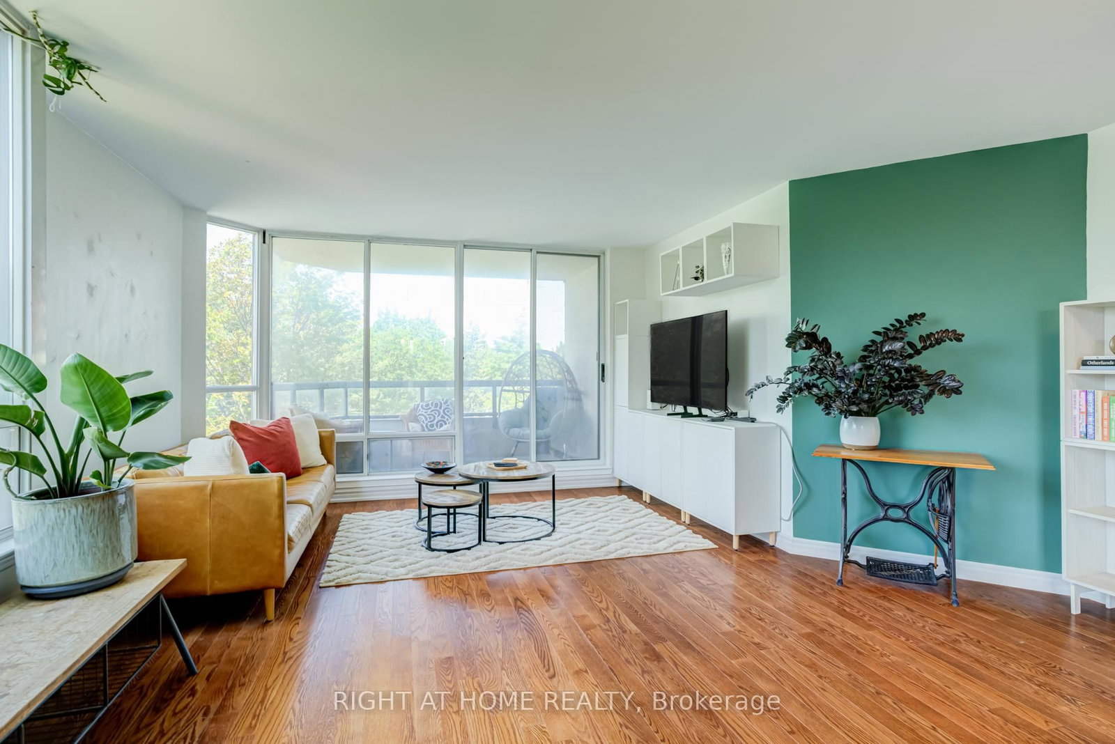 1101 Steeles Avenue W • #411 • Toronto, ON photo 9