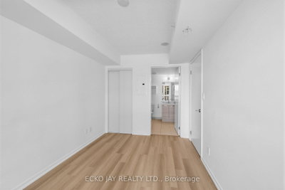 68 Abell Street • #528 • Toronto, ON