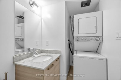 68 Abell Street • #528 • Toronto, ON