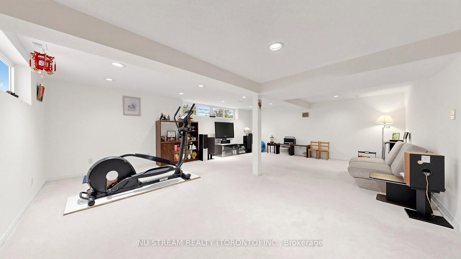 86 Brian Drive • Toronto, ON photo 23