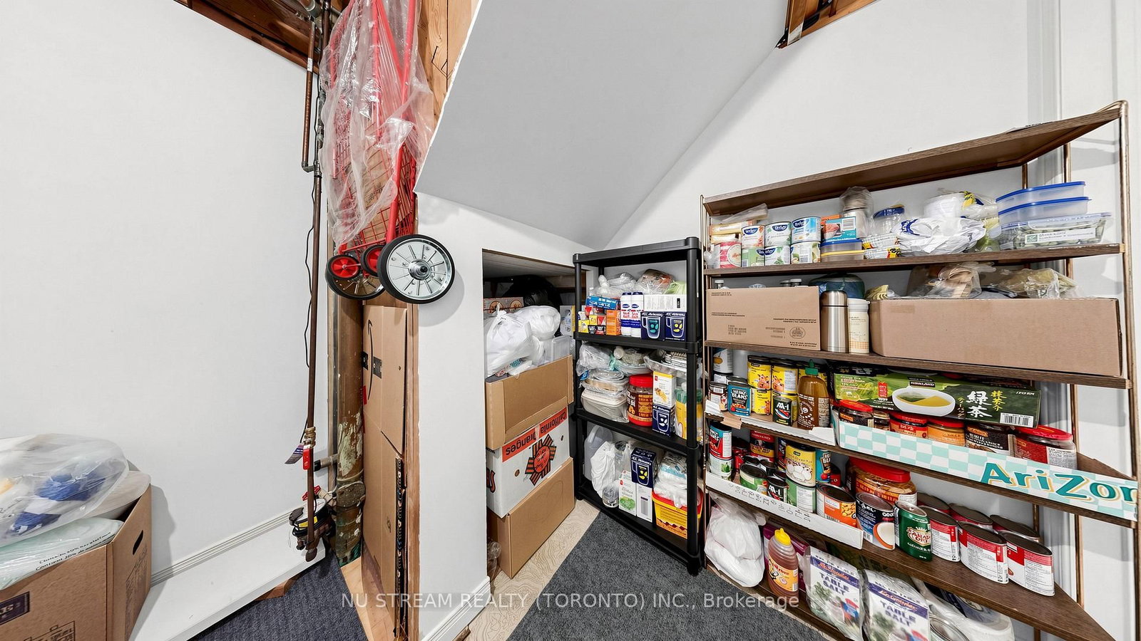 86 Brian Drive • Toronto, ON photo 30