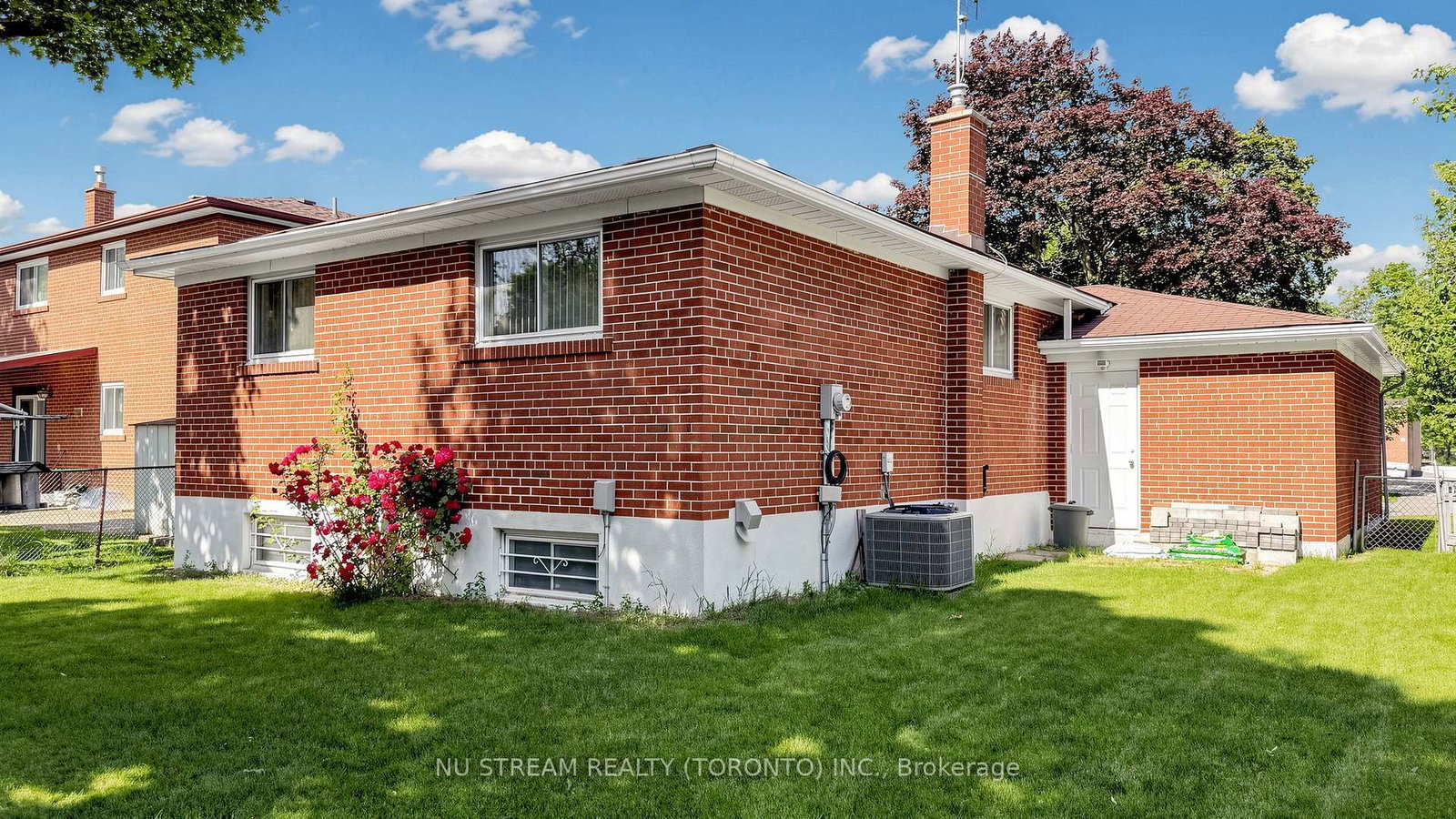 86 Brian Drive • Toronto, ON photo 34