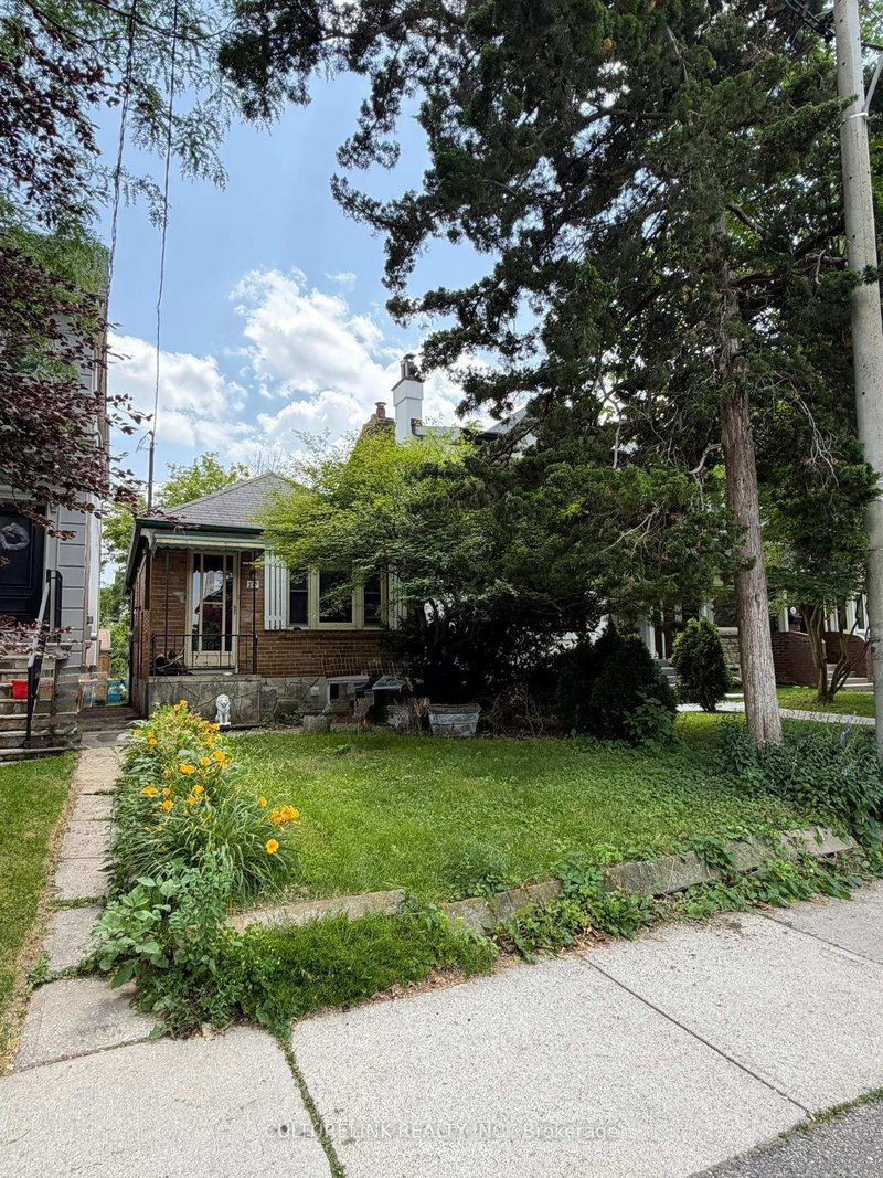 279 Bedford Park Avenue