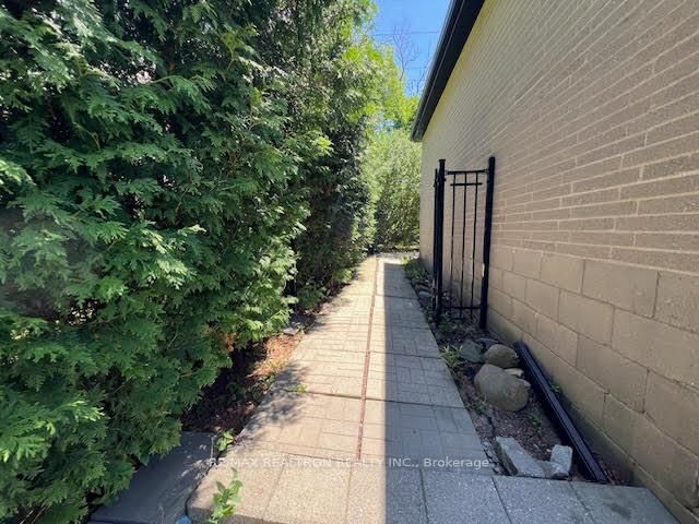 Lower - 37 Kenton Drive