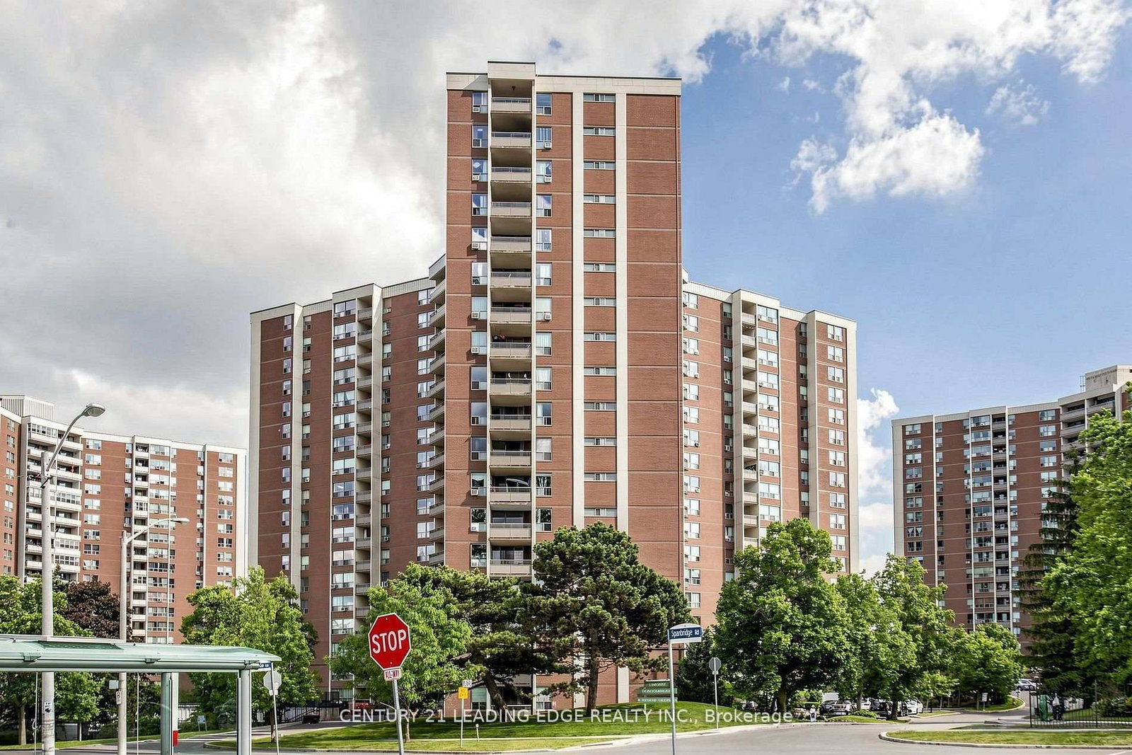 304-5 Vicora Linkway, Toronto, ON