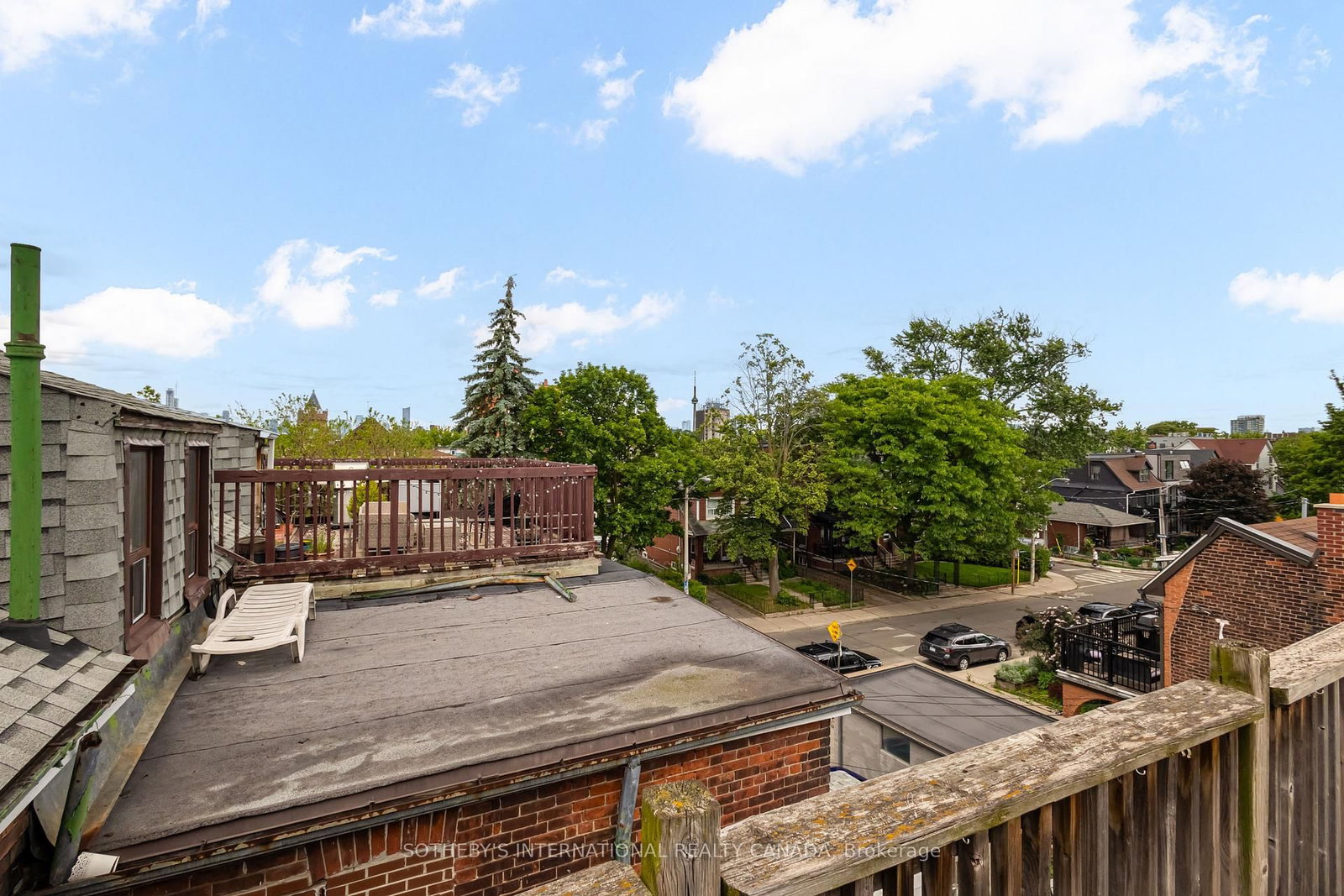 1213 College Street • Toronto, ON photo 22