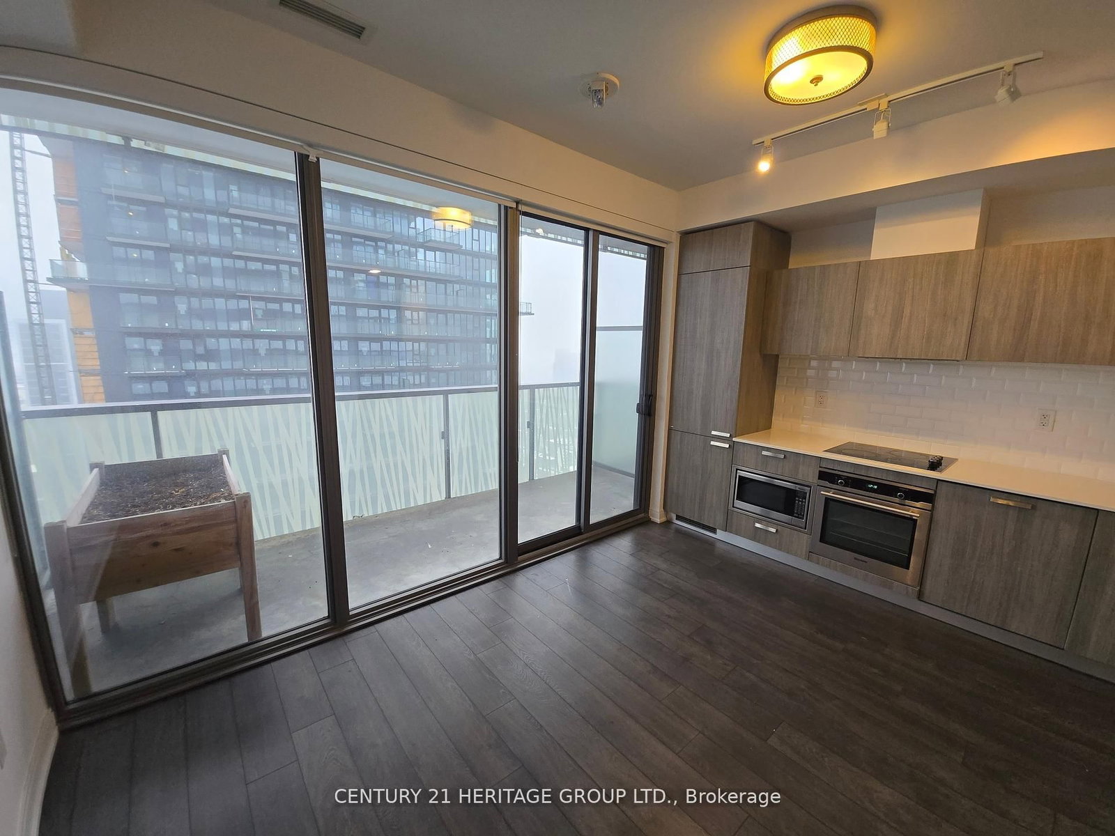 3912-50 Charles Street, Toronto, ON, photo 4