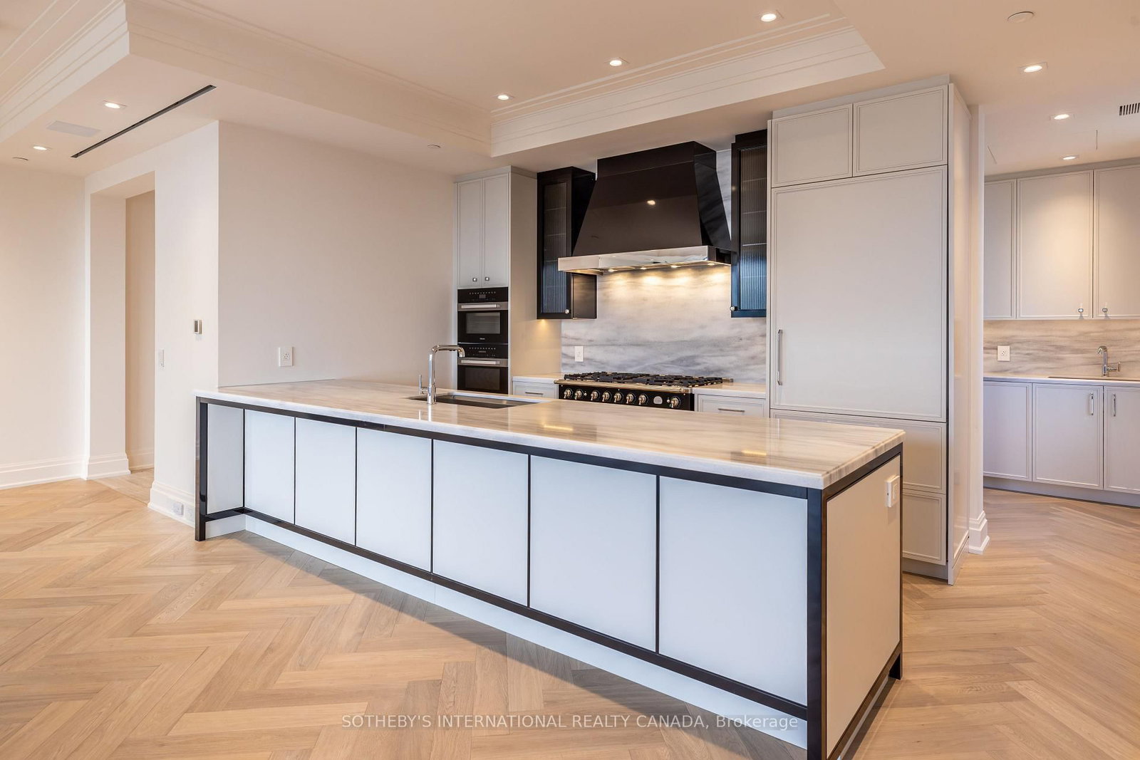89 Avenue Road • #1102 • Toronto, ON photo 14