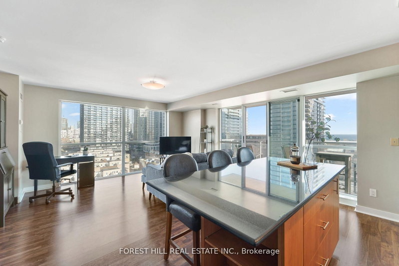 1011 - 80 Western Battery Road
