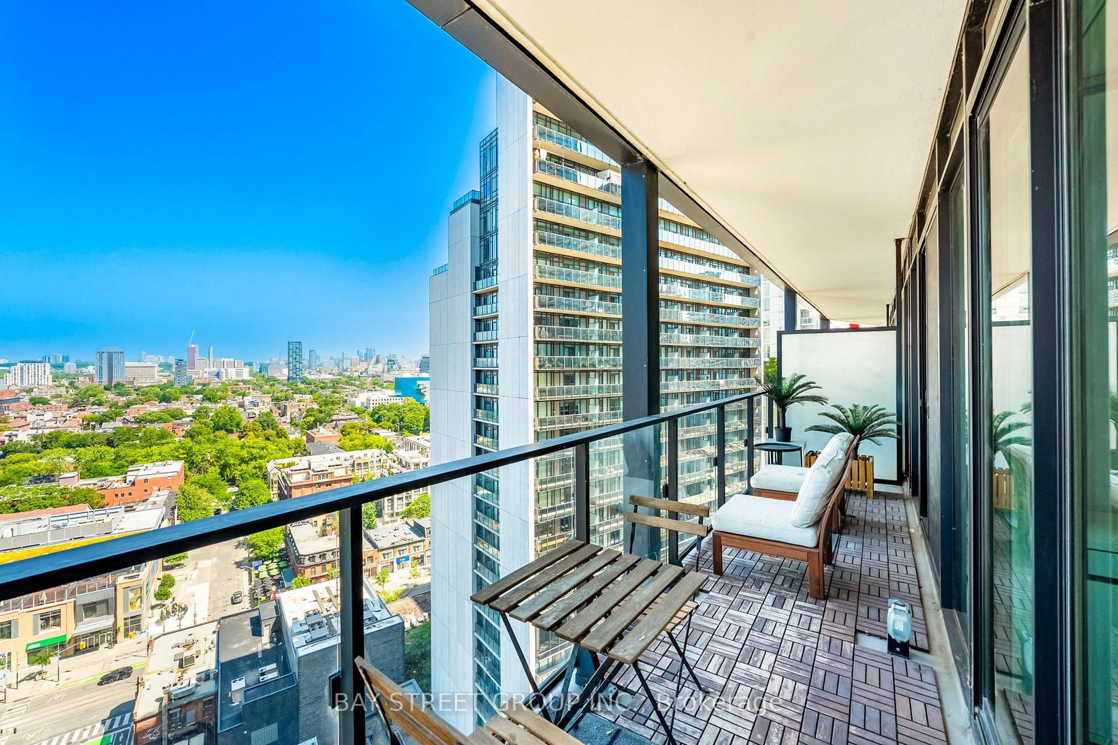 125 Peter Street • #1803 • Toronto, ON photo 14