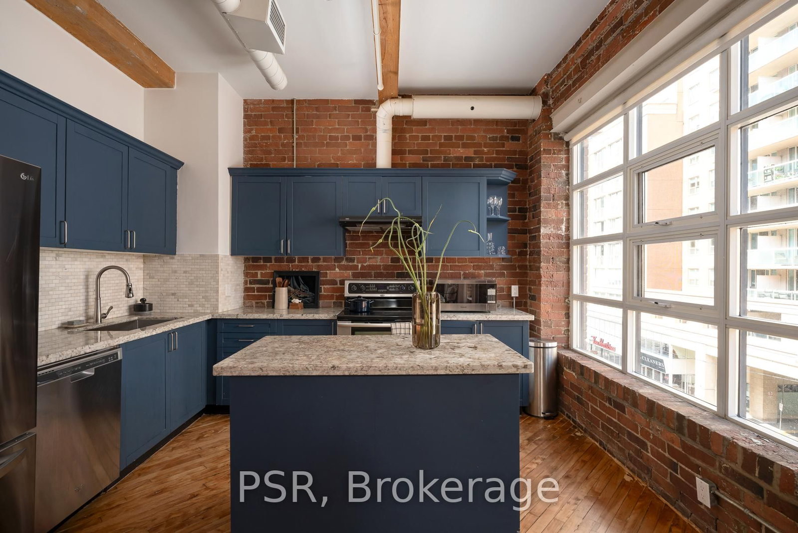 90 Sherbourne Street • #407 • Toronto, ON photo 25