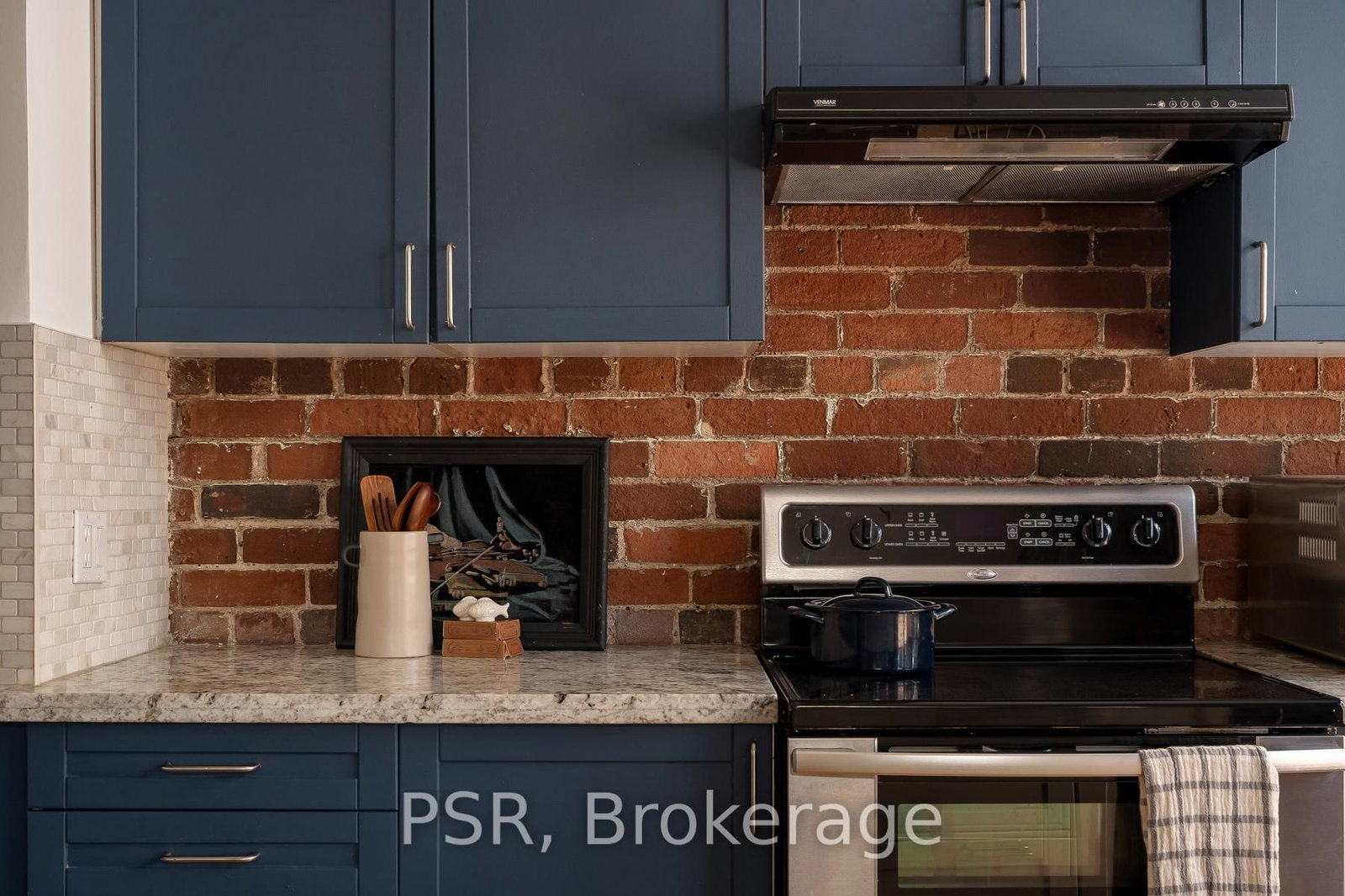 90 Sherbourne Street • #407 • Toronto, ON photo 27