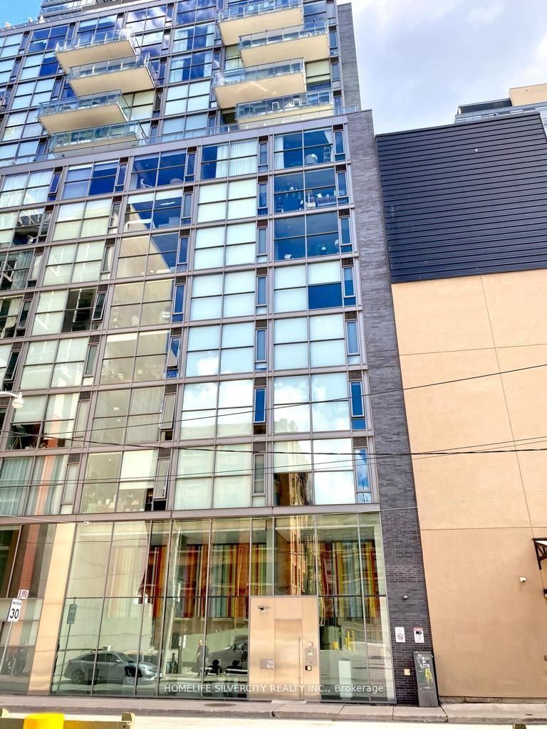 303-25 Oxley Street, Toronto, ON, photo 2