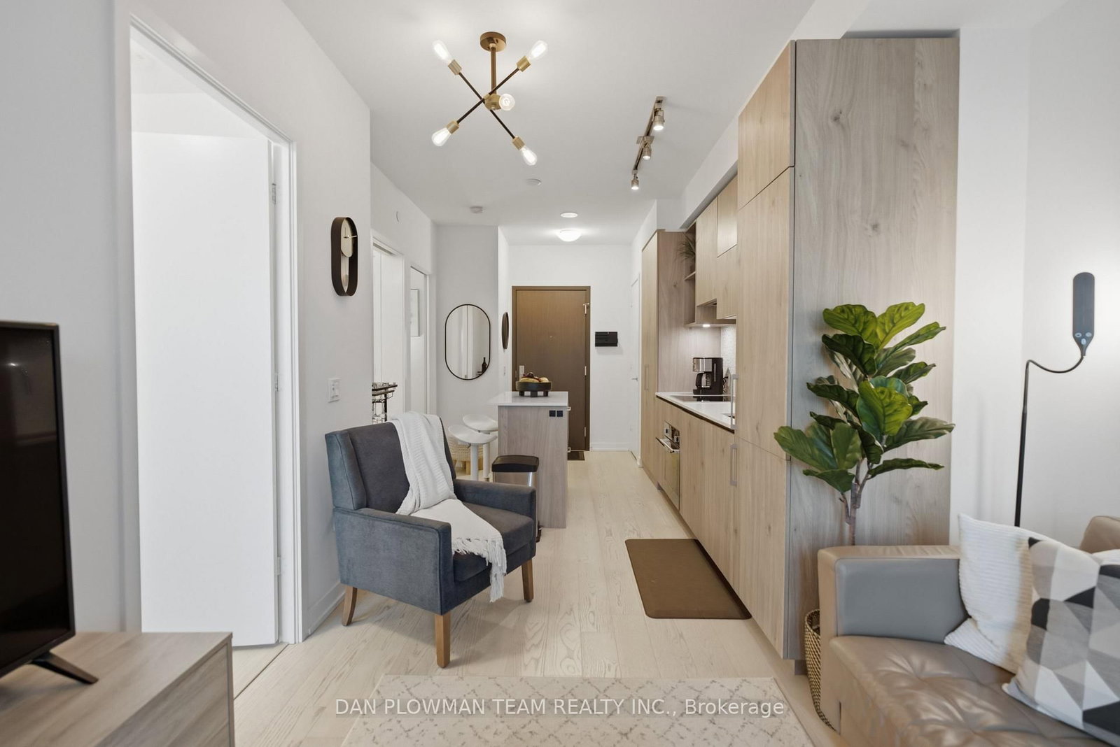 1 Yorkville Avenue • #901 • Toronto, ON photo 13