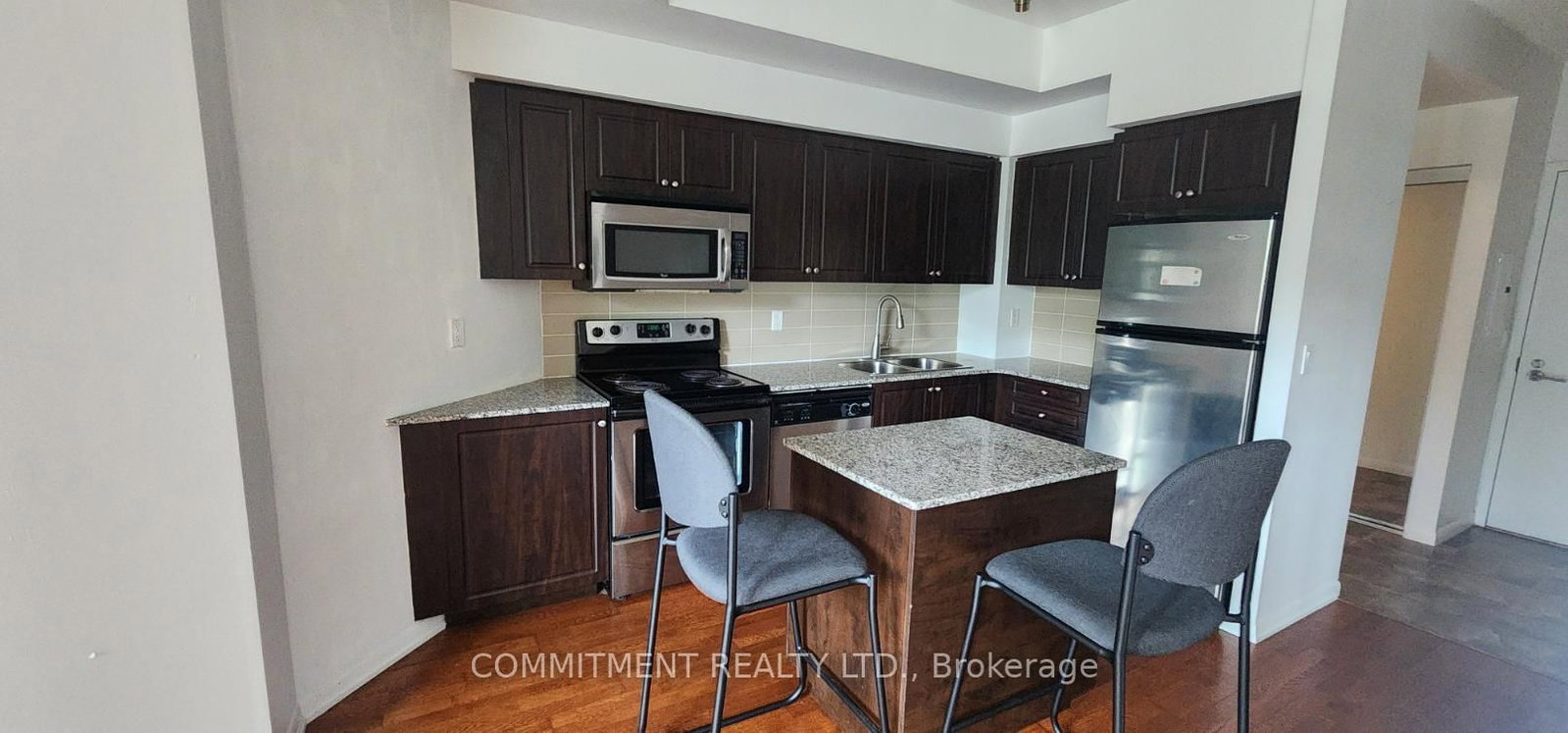 #215-215 Fort York Boulevard, Toronto, ON, photo 2