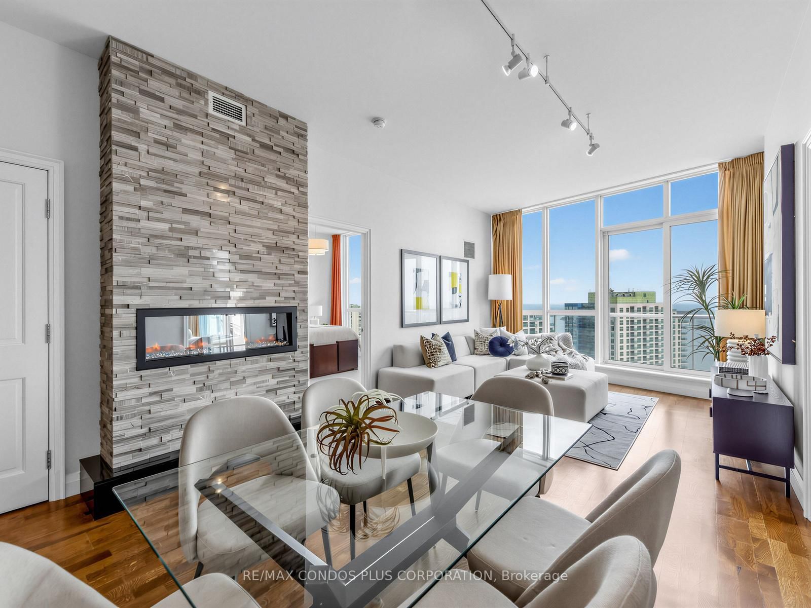 208 W Queens Quay • #PH2 • Toronto, ON photo 6