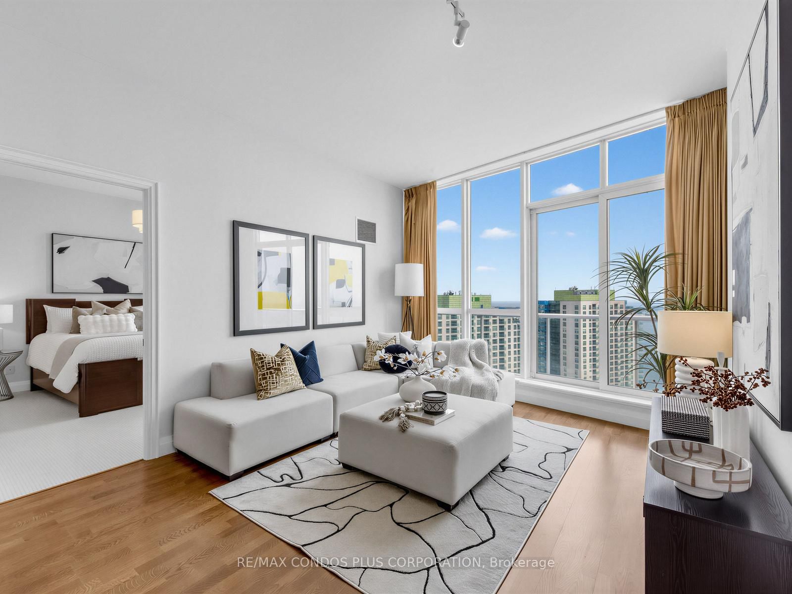 208 W Queens Quay • #PH2 • Toronto, ON photo 9