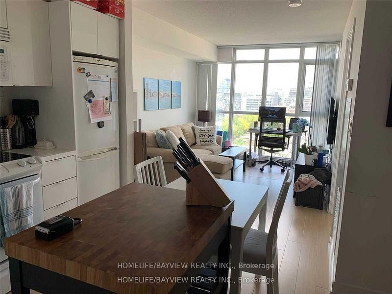 15 Iceboat Terrace • ##1201 • Toronto, ON photo 9