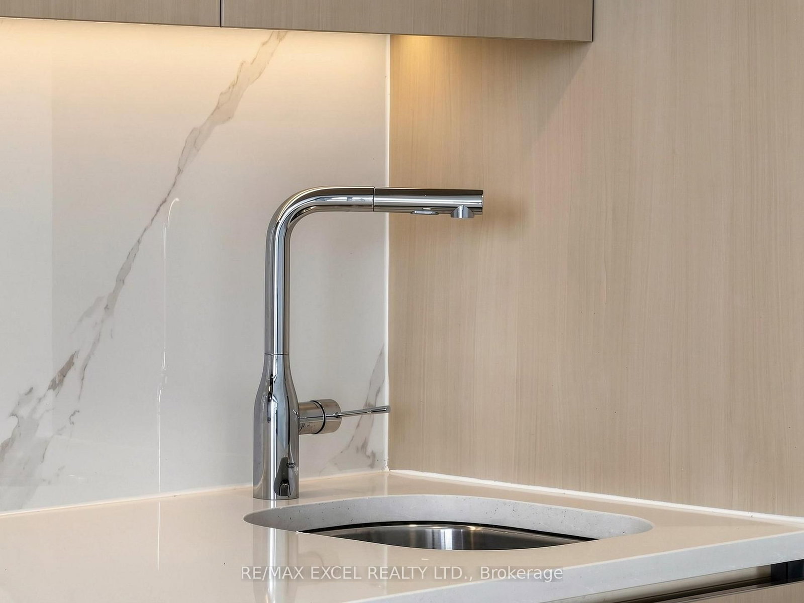 38 Widmer Street • #2909 • Toronto, ON photo 7