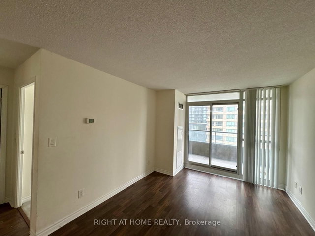 1116 - 35 Hollywood Avenue