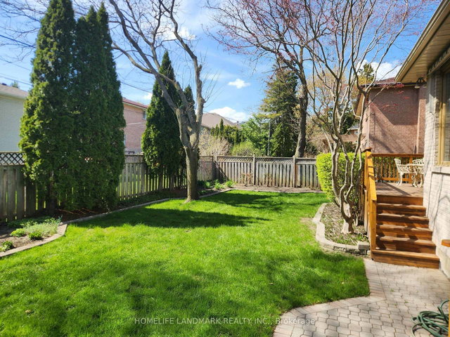16 Lawnview Drive