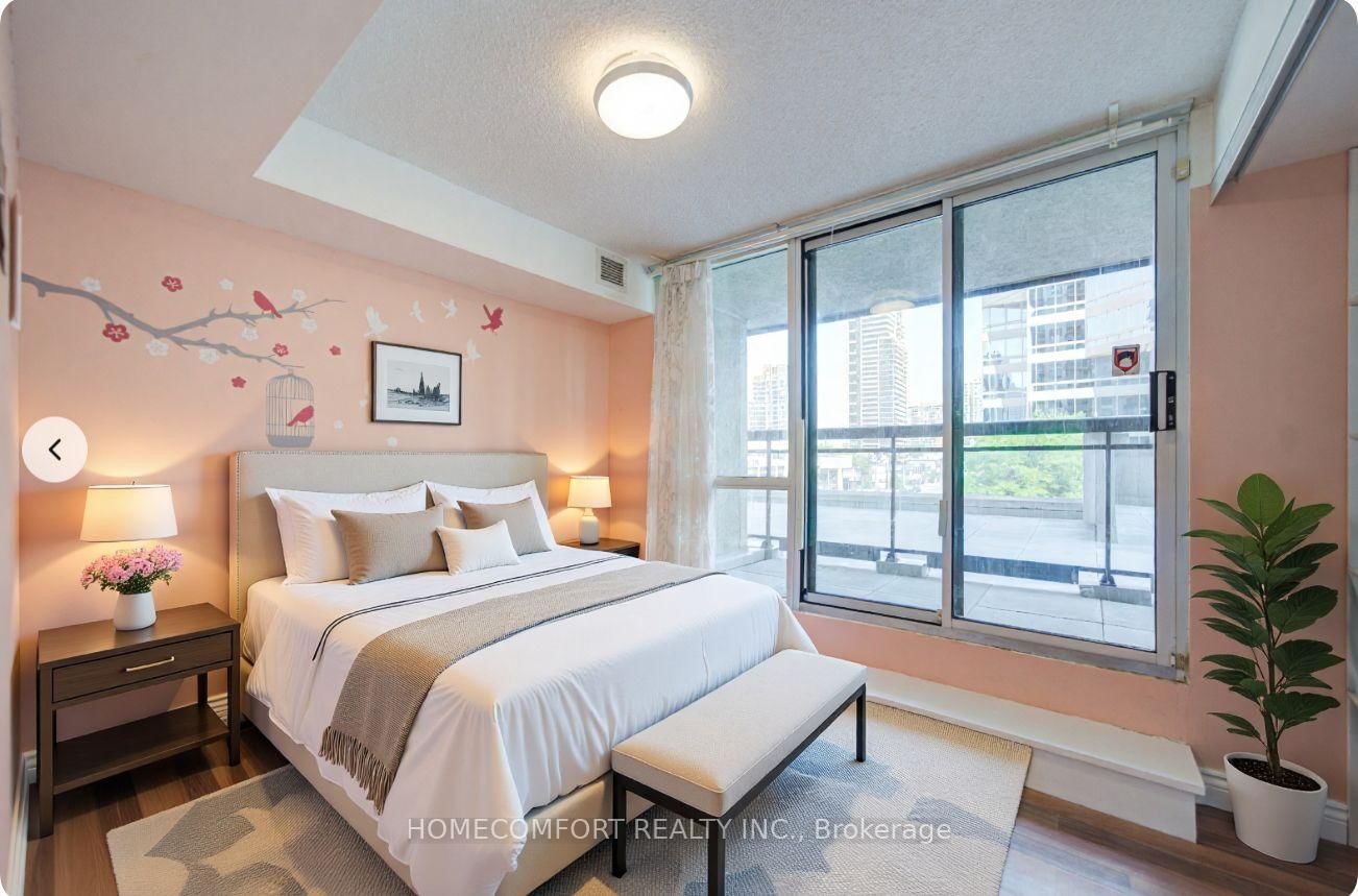 18 Parkview Avenue • #312 • Toronto, ON photo 15