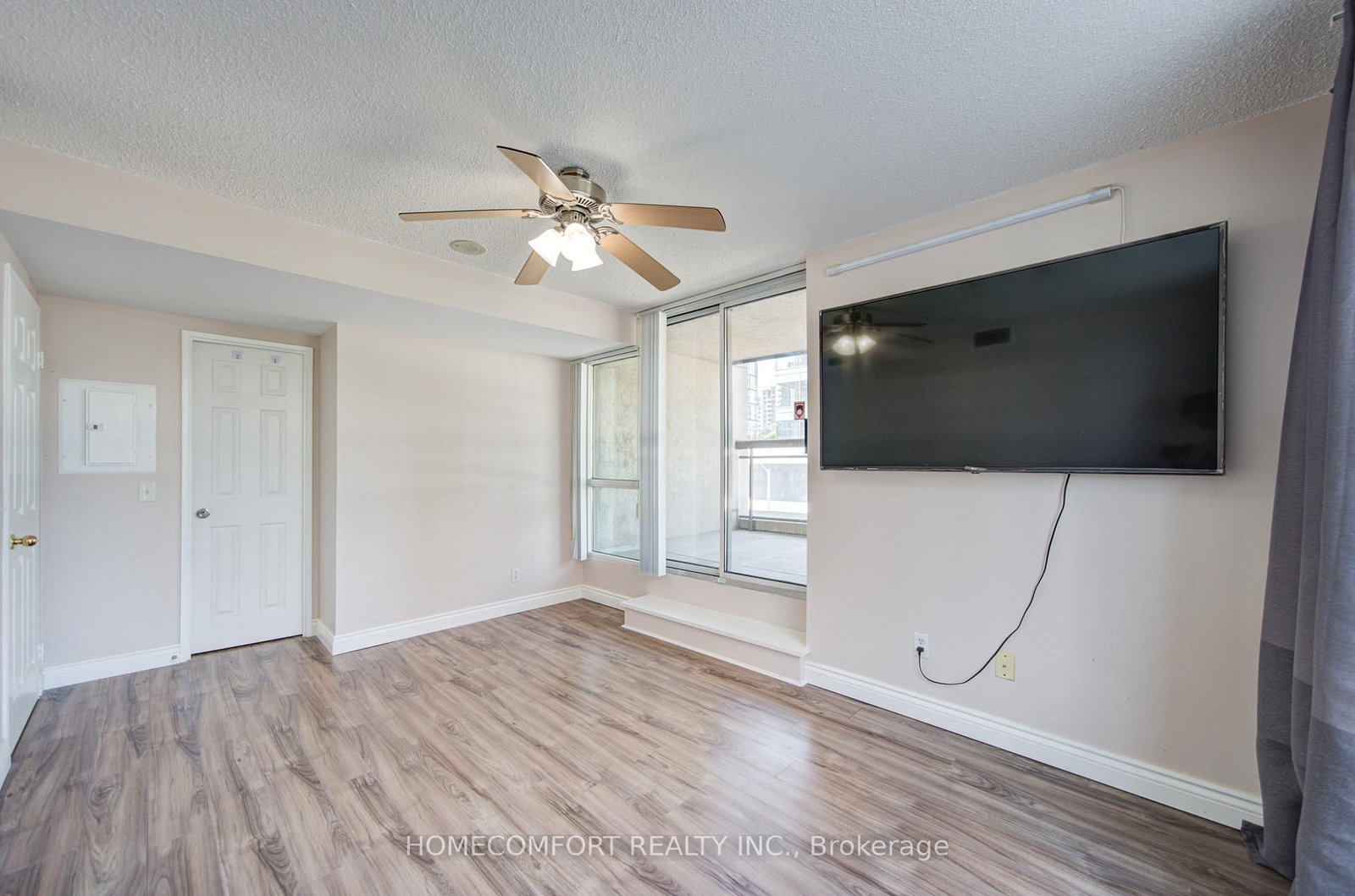18 Parkview Avenue • #312 • Toronto, ON photo 20
