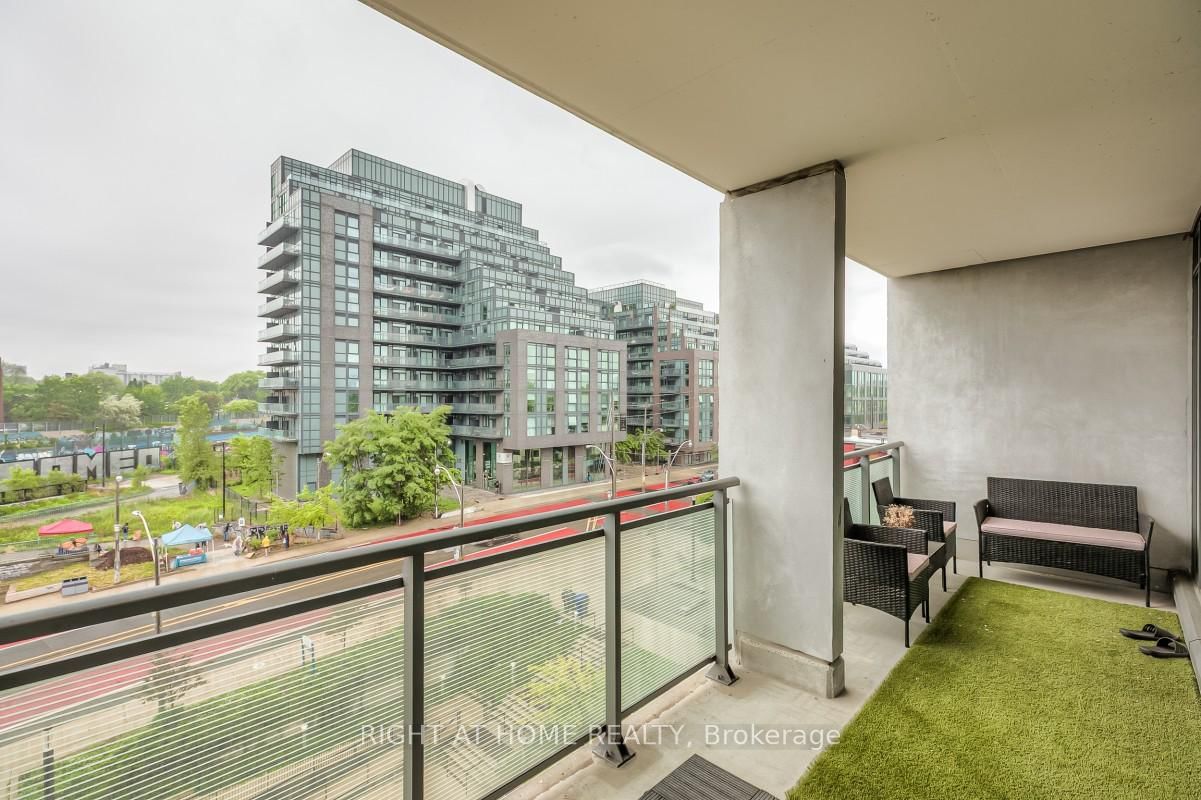 20 Minowan Miikan Lane • #419 • Toronto, ON photo 19