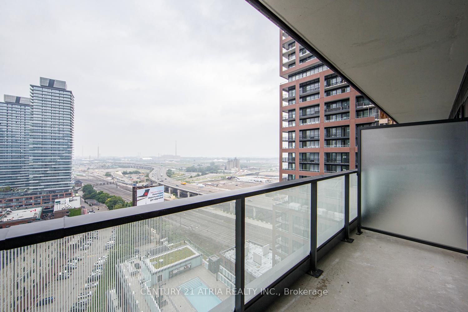 35 Parliament Street • #1813 • Toronto, ON photo 24