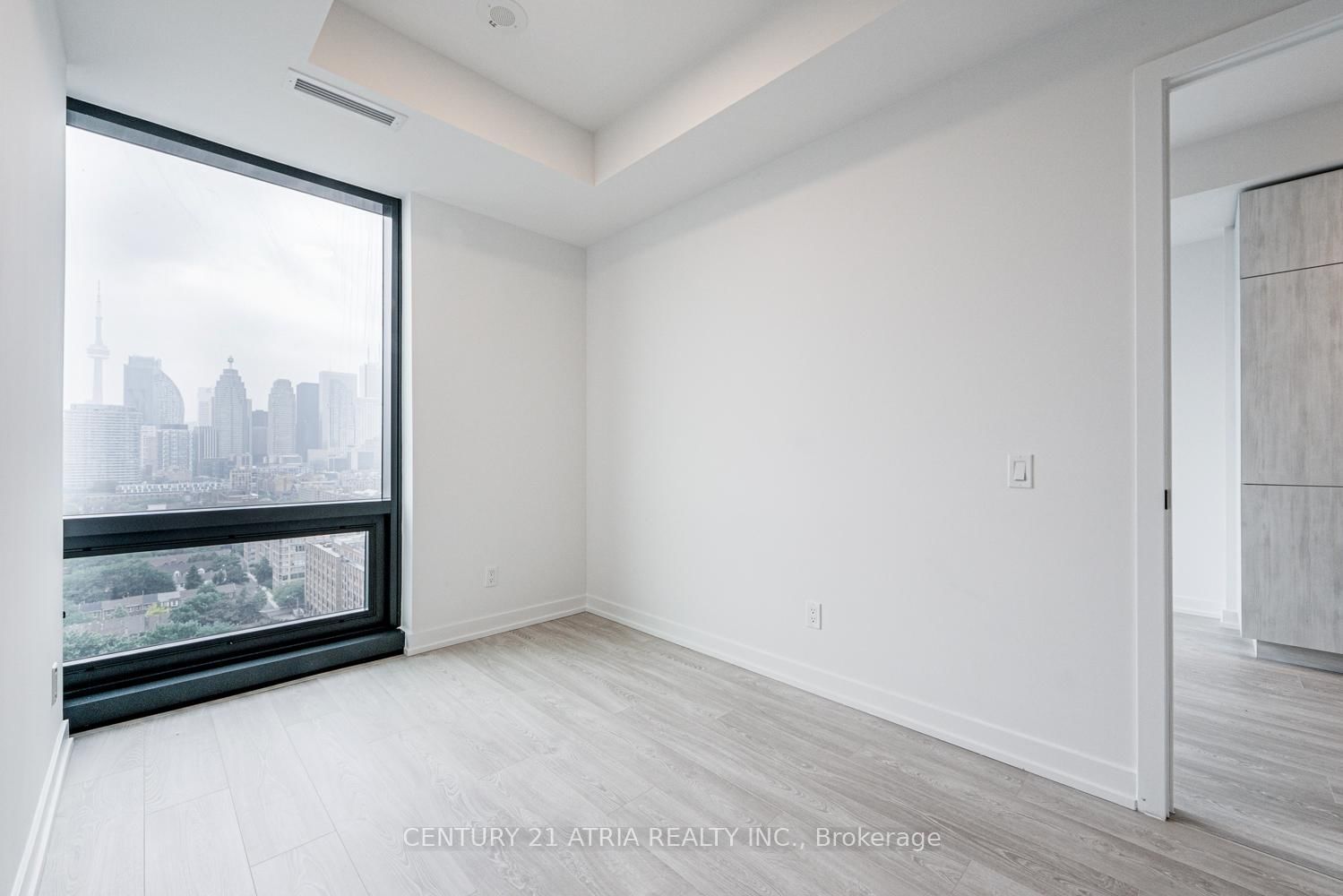 35 Parliament Street • #1906 • Toronto, ON photo 11