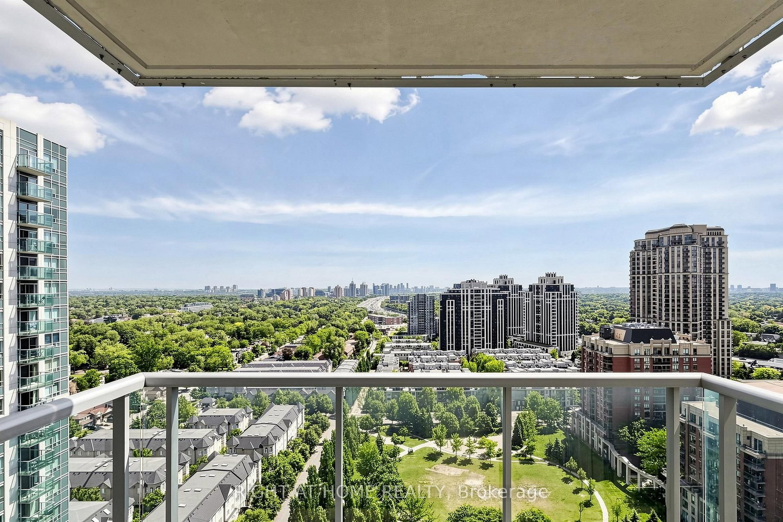 18 Harrison Garden Boulevard • #2308 • Toronto, ON photo 24