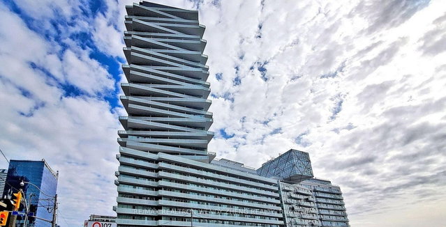 503 - 15 Queens Quay E