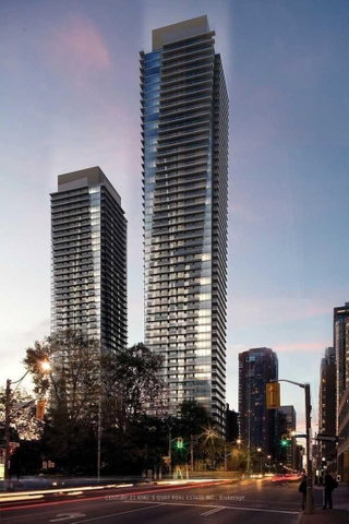 1602 - 1080 Bay Street