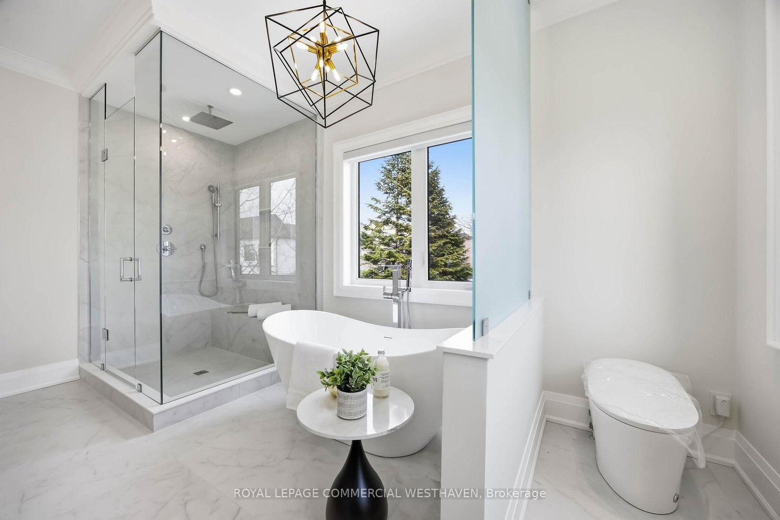 98 Charleswood Drive • Toronto, ON photo 12
